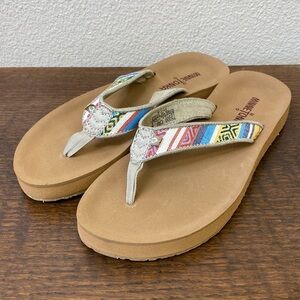 Minnetonka Flip Flop Sandals HEDY Size 6